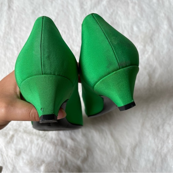 Salvatore Ferragamo Heels - Picture 8 of 10